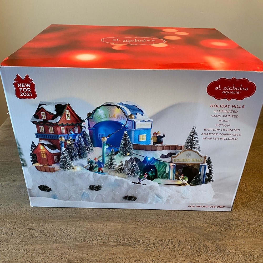 NIB St Nicholas Square Village Holiday Hills Ski Land Resort Music Lights Motion